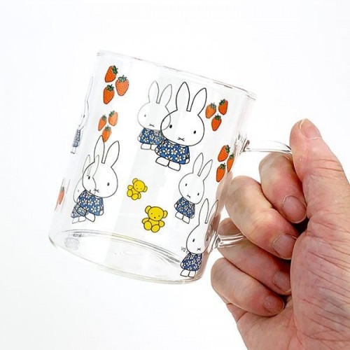 MIFFY Heat Resistant Glass Mug (Miffy&Strawberry 330ml)