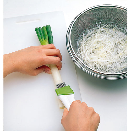 Japanese Pearl Metal Spring Onion Cutter