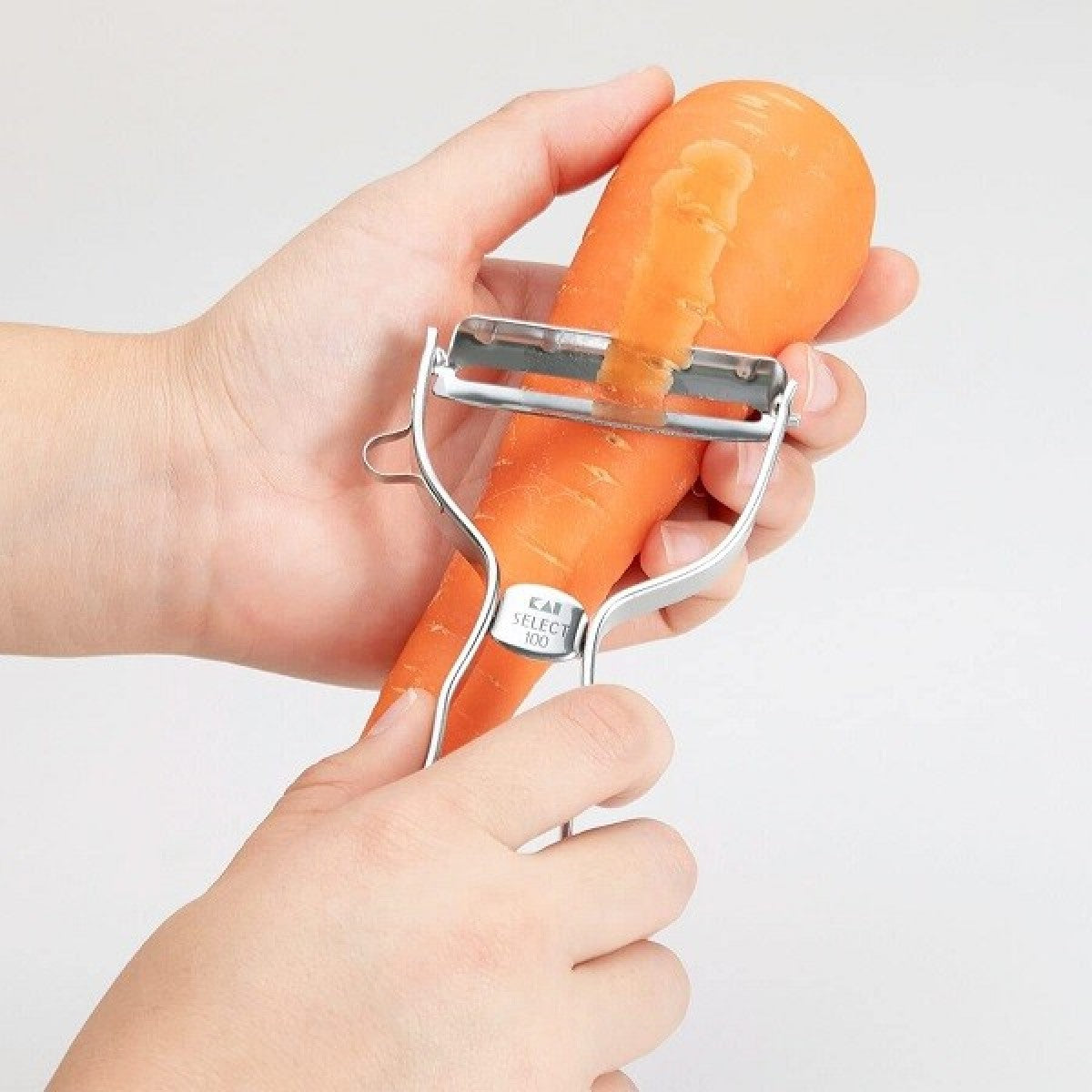 SELECT100 Stainless Steel Peeler