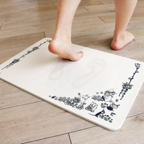 Yokozuna Diatomaceous Earth Bath Mat (Moomin Flower Garden)