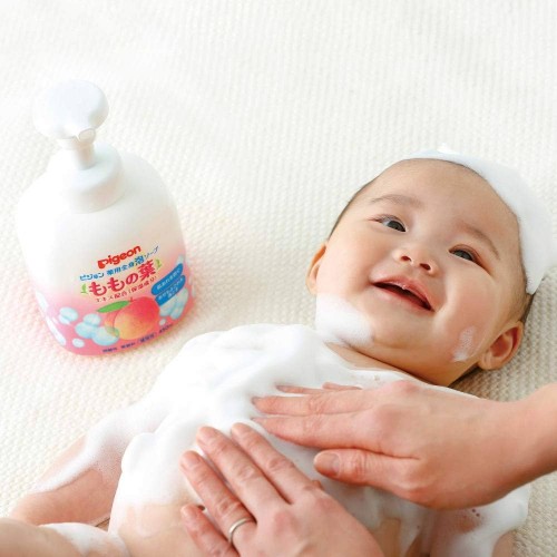 Pigeon Peach Leaf Baby Wash Foam Refill 400ml