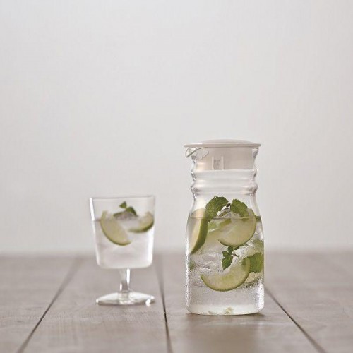 HARIO High Heat Resistant Glass Jug 700ml(White) HARIO High Heat Resistant Glass Jug 700ml(White)